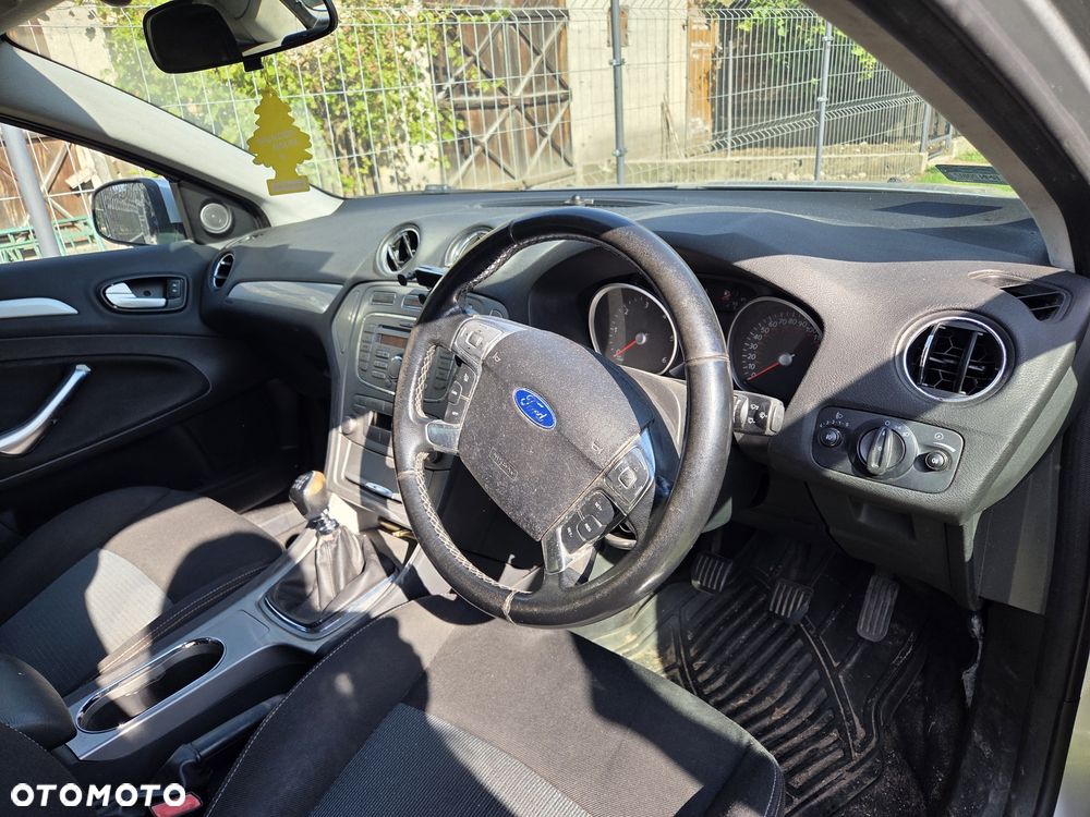 Ford Mondeo - 5