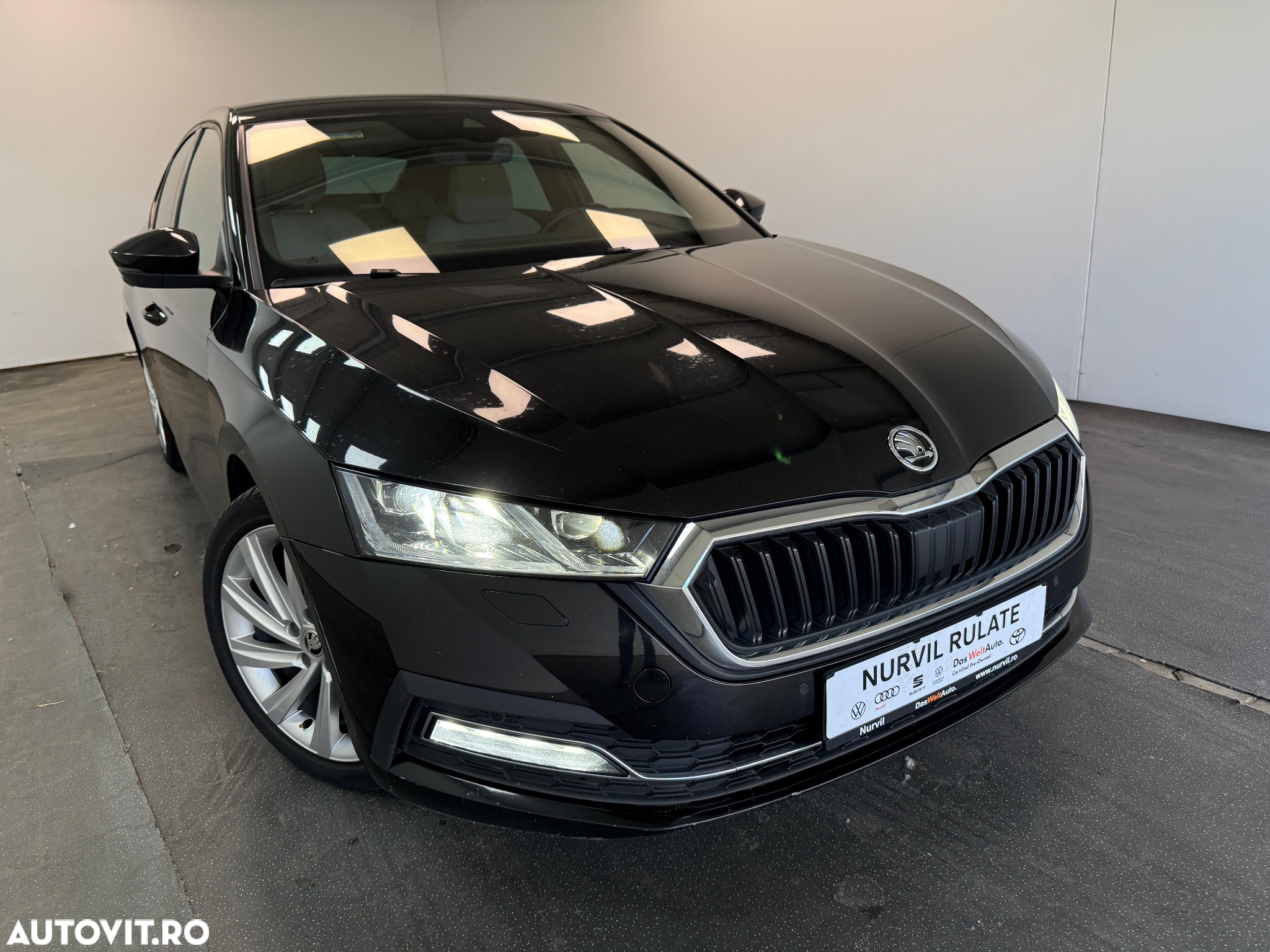 Skoda Octavia 2.0 TDI DSG Style - 20