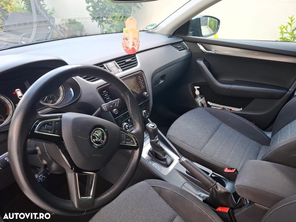 Skoda Octavia 2.0 TDI DSG Soleil - 7