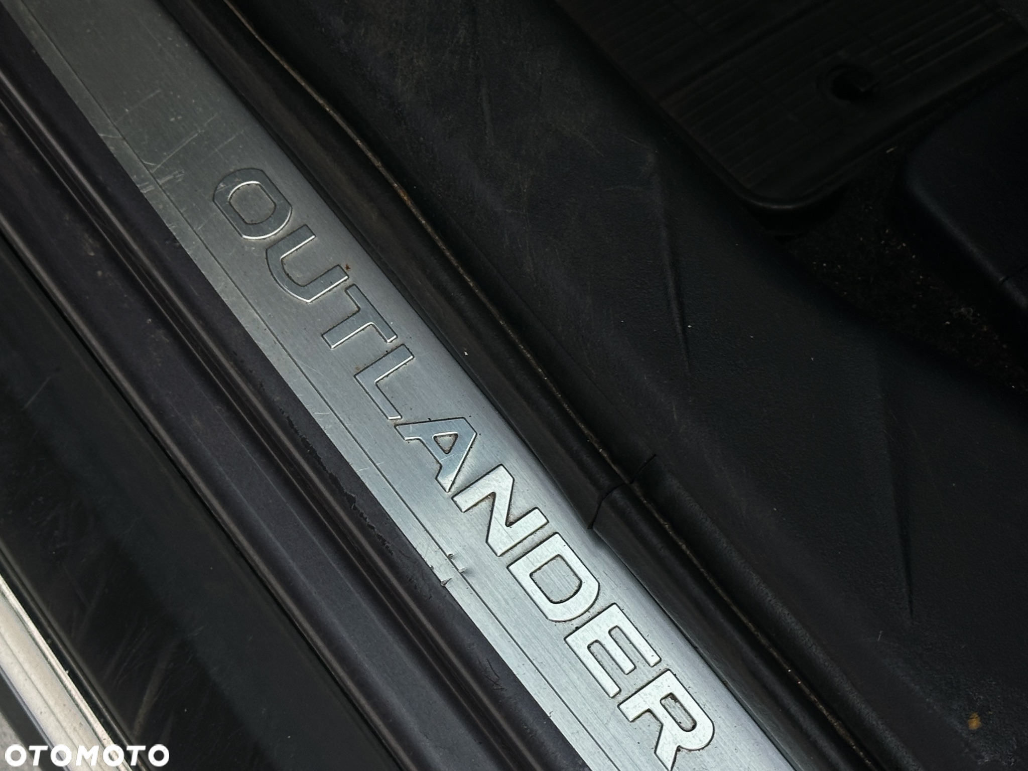 Mitsubishi Outlander 2.2 DI-D 4WD TC-SST Instyle - 16