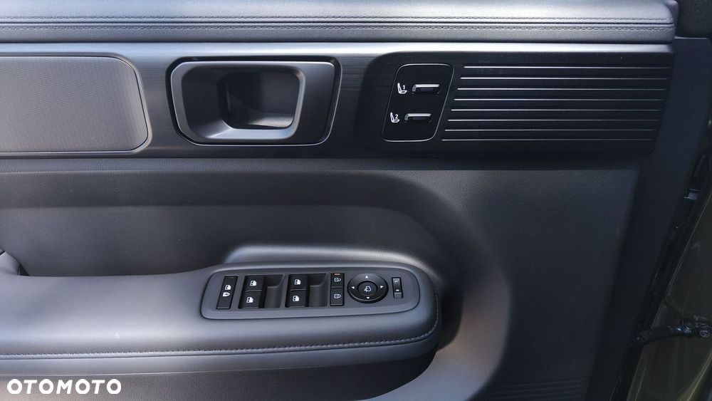 Hyundai Santa Fe 1.6 T-GDI HEV Calligraphy 4WD 6os - 10