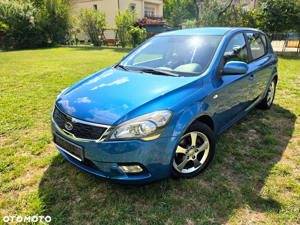 Kia Ceed 1.4 CVVT Vision - 1