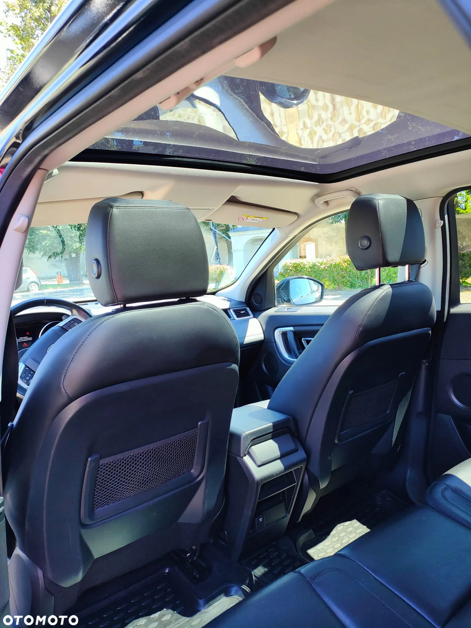 Land Rover Discovery Sport 2.0 TD4 HSE - 16