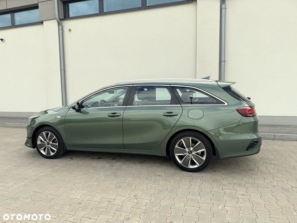 Kia Ceed 1.5 T-GDI M DCT - 11