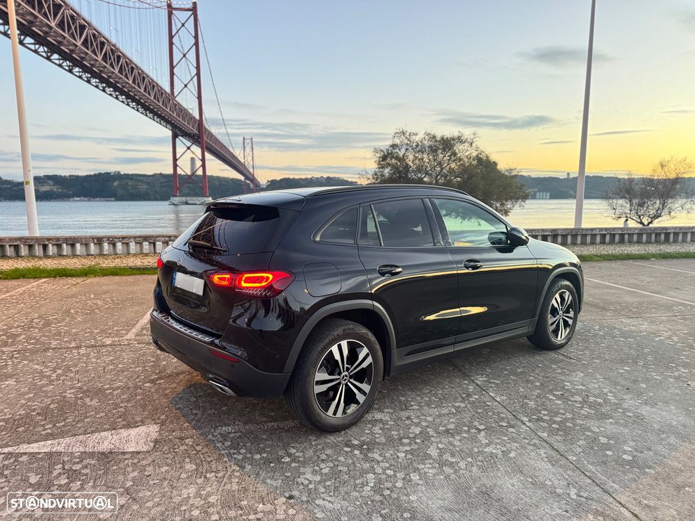 Mercedes-Benz GLA 250 e 8G-DCT - 23