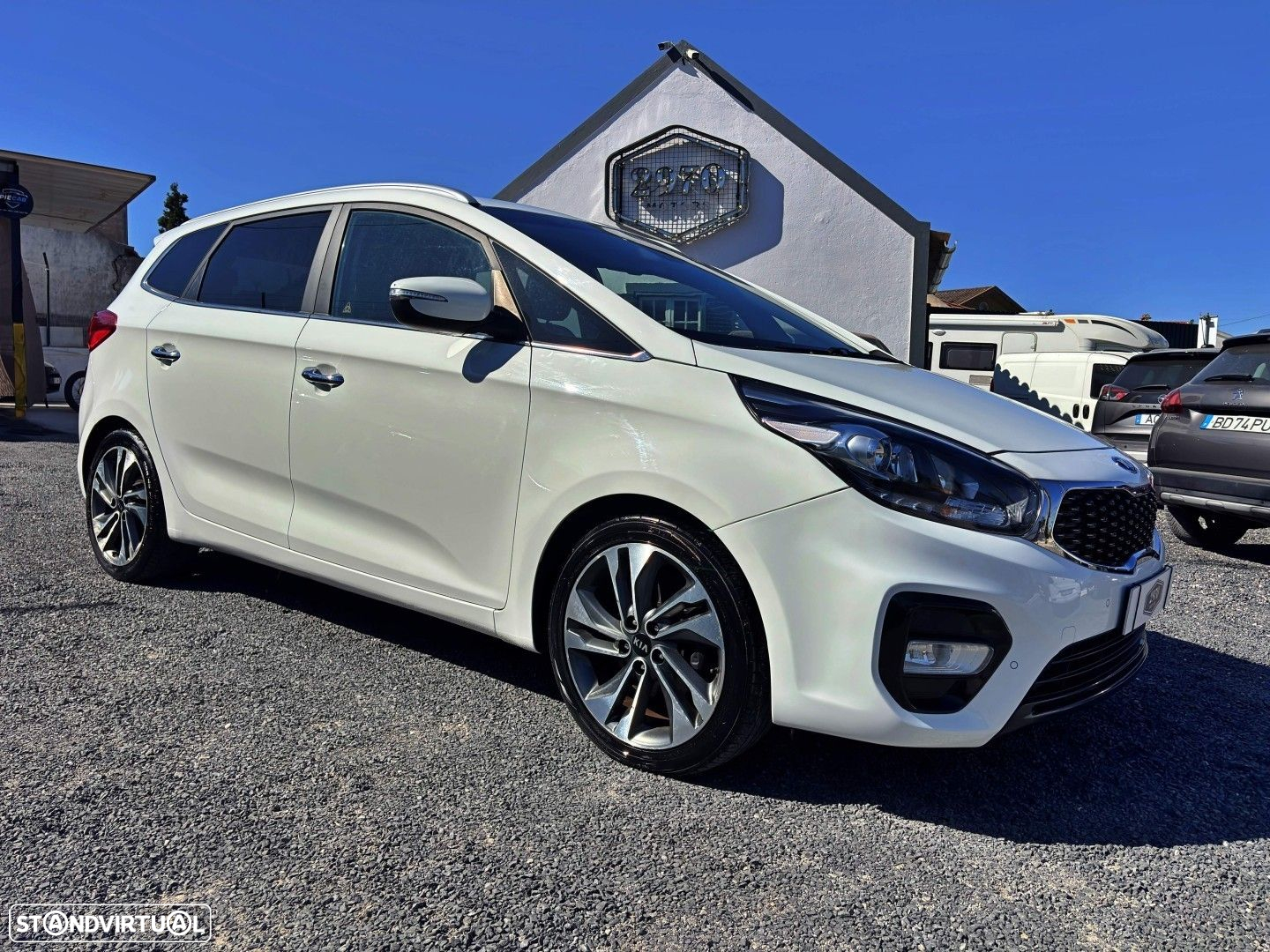 Kia Carens 1.7 CRDi ISG EX - 9
