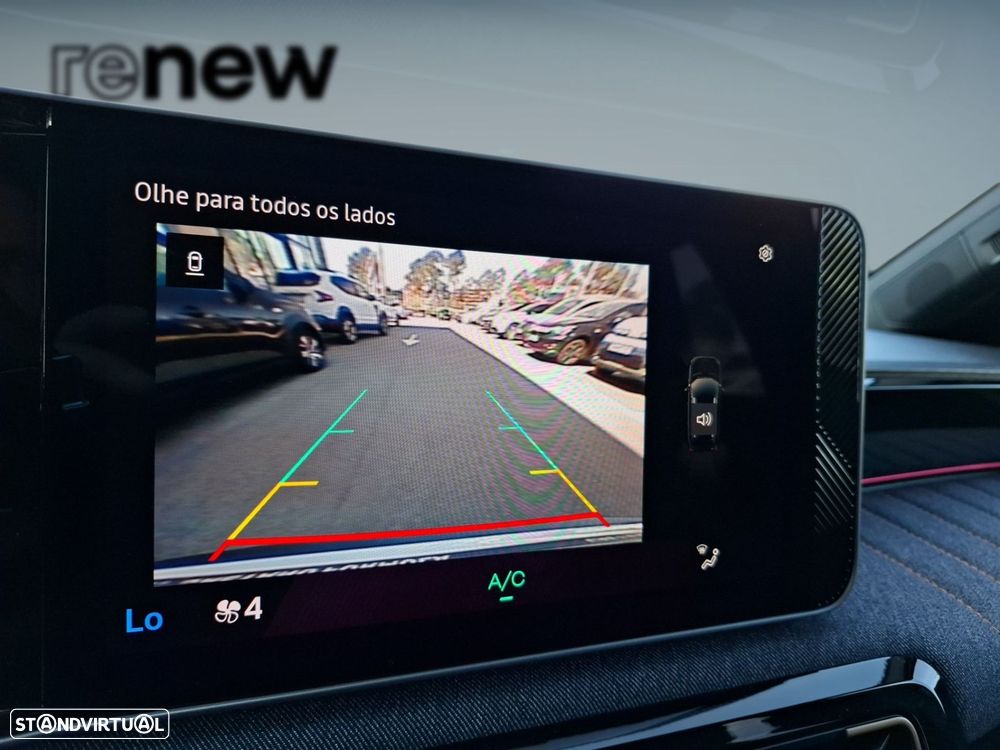 Renault 4 E-Tech 52 kWh Techno Autonomia Conforto - 23