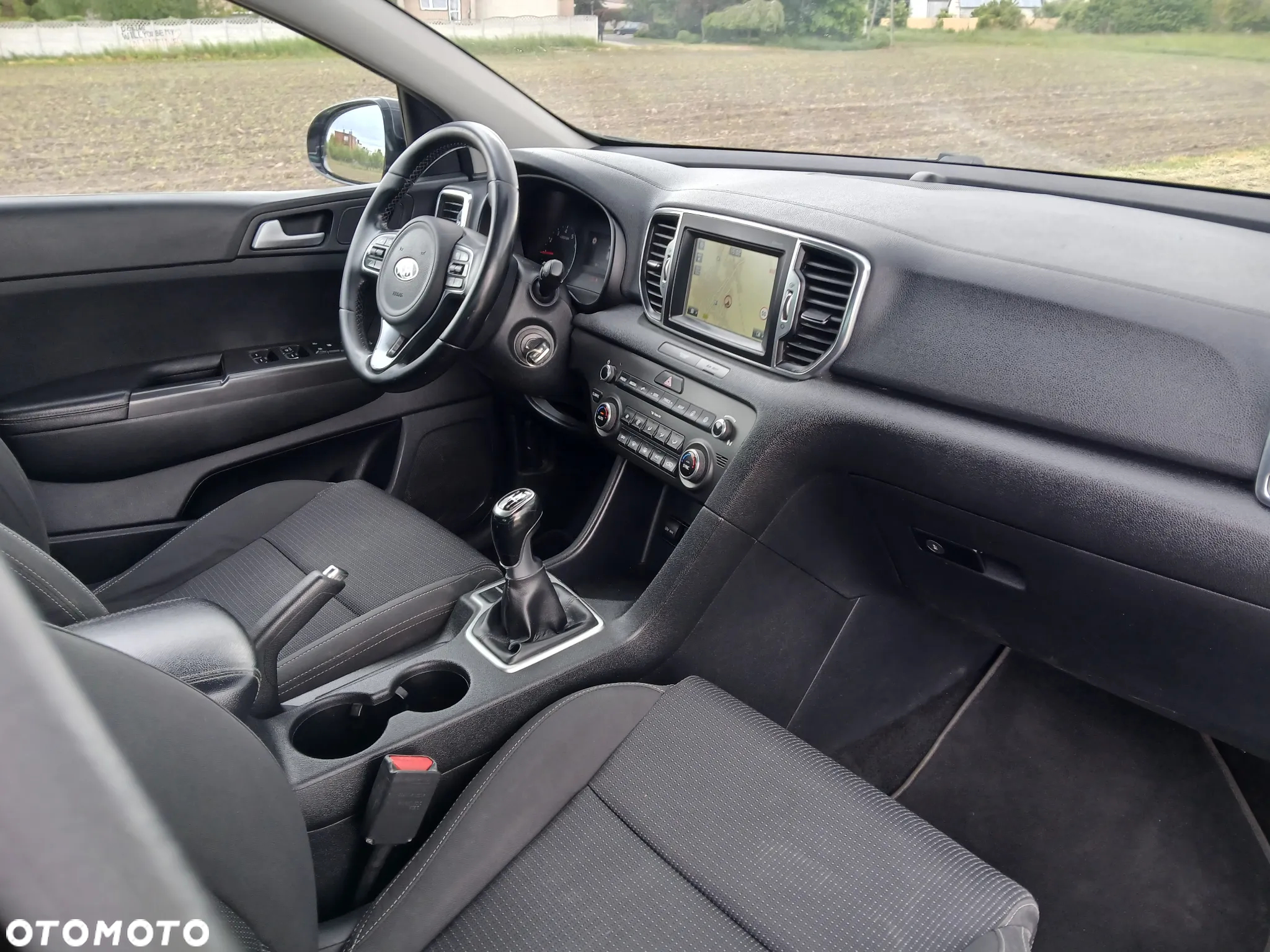 Kia Sportage 1.6 GDI 2WD Dream-Team Edition - 24