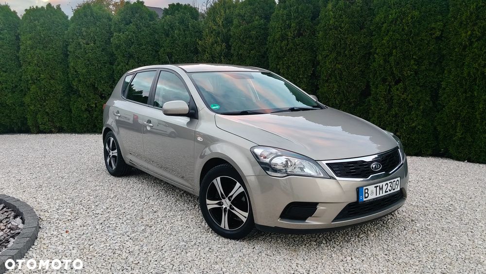 Kia Ceed 1.4 CVVT Spirit - 8