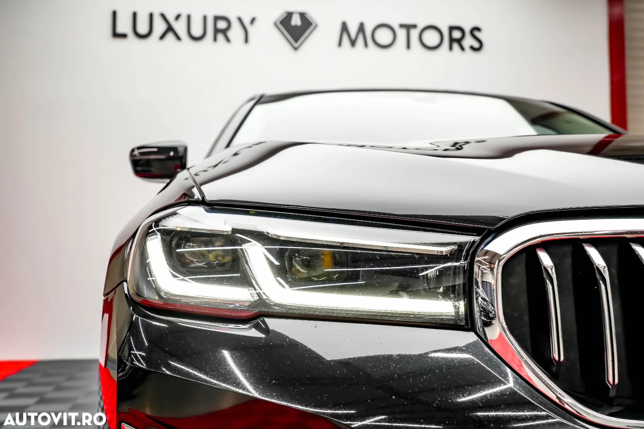 BMW Seria 5 520d Aut. Luxury Line - 13