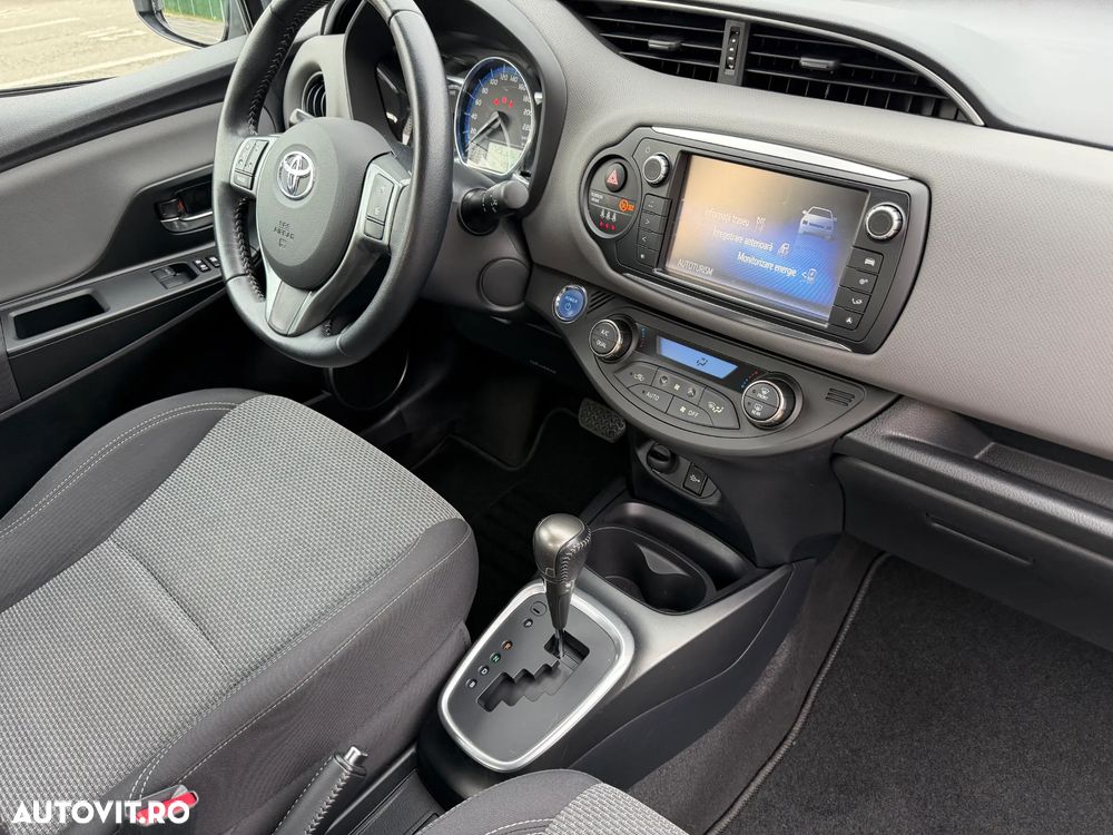 Toyota Yaris 1.5 VVT-i HSD Active - 29