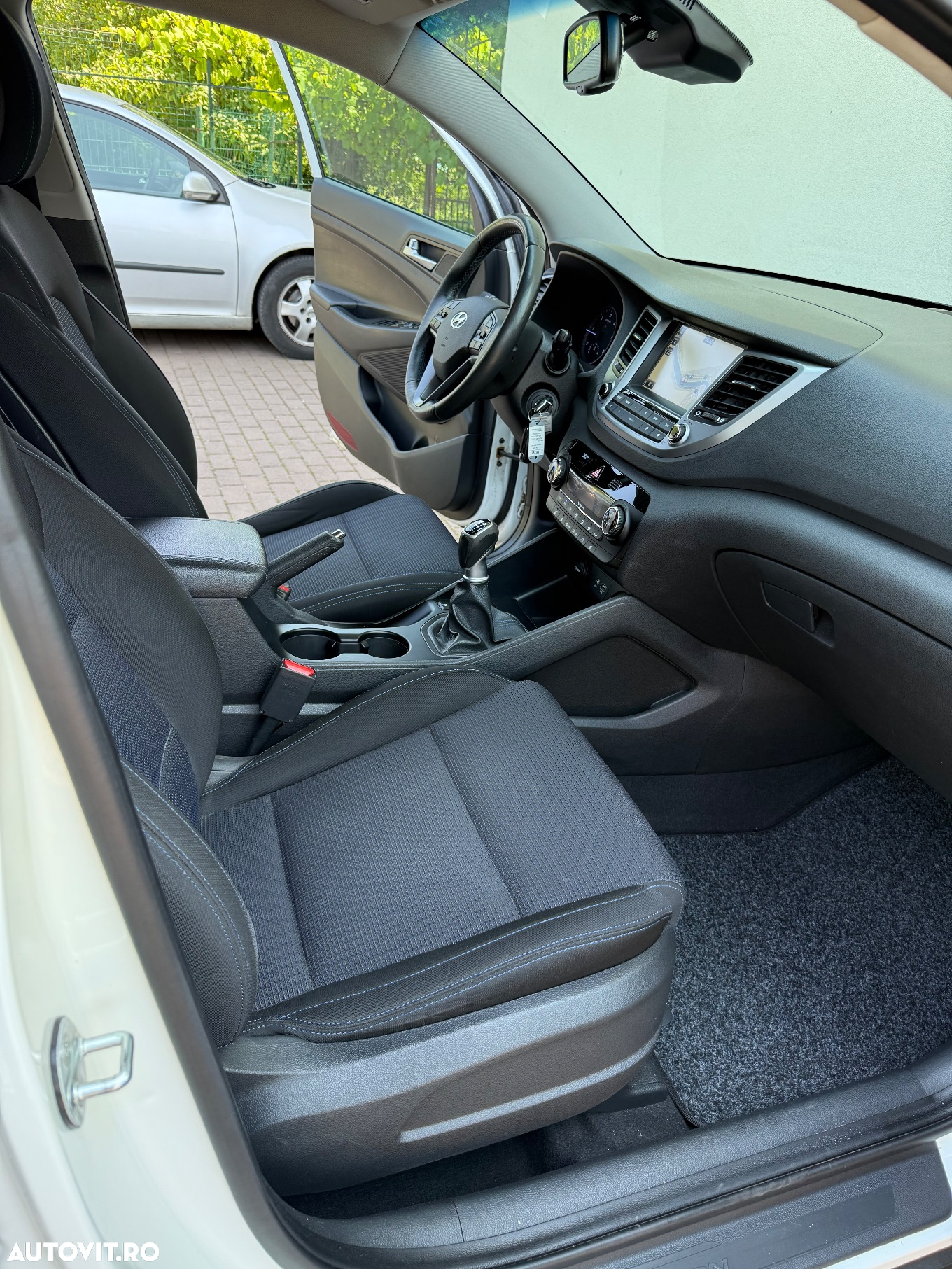 Hyundai Tucson blue 1.7 CRDi 2WD Style - 9