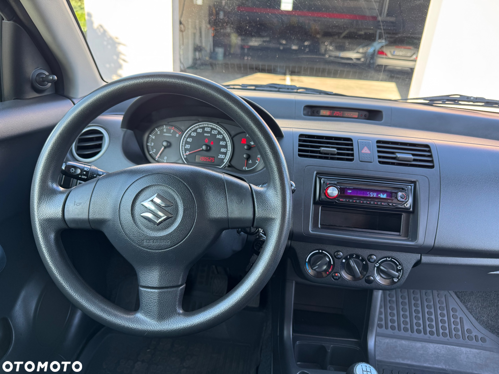 Suzuki Swift 1.3 Comfort - 8
