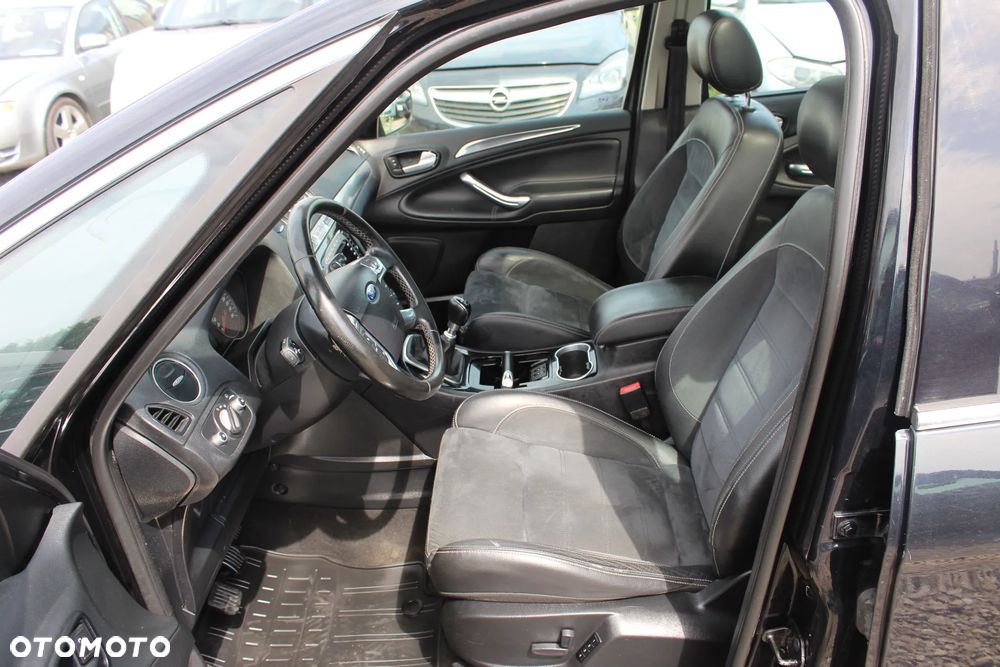 Ford S-Max 2.0 TDCi DPF Titanium - 14