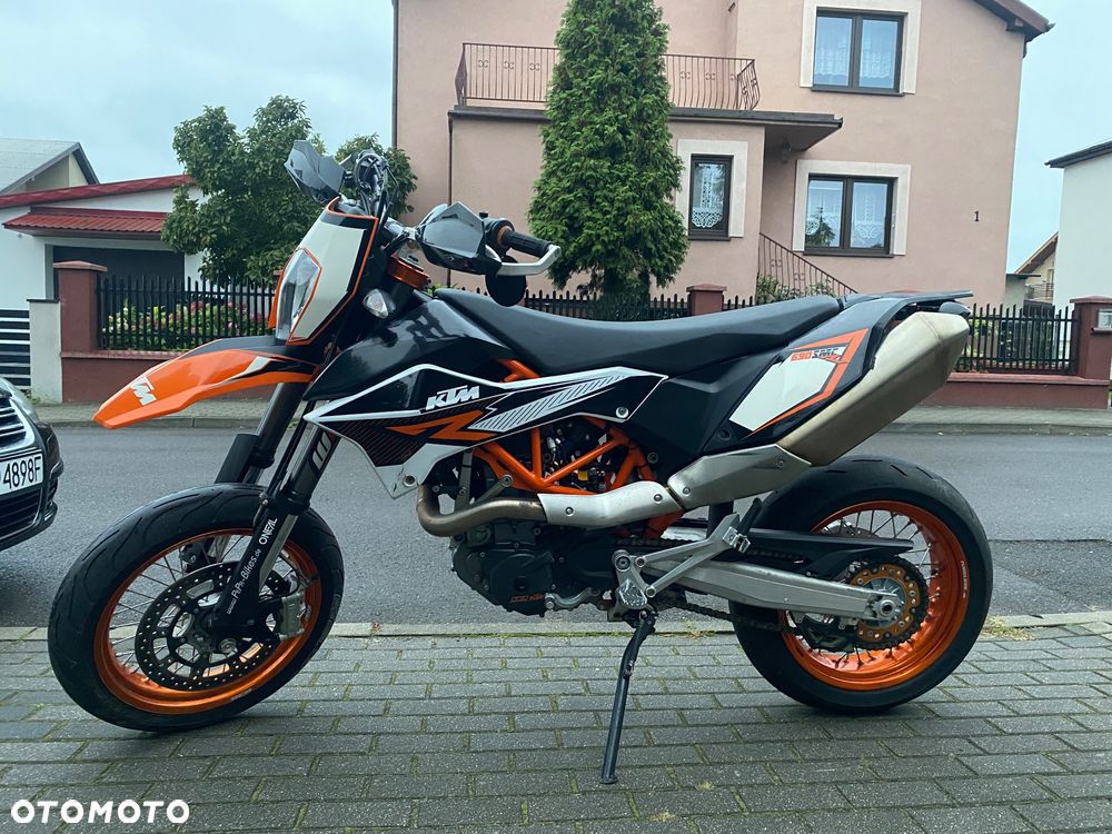 KTM SMC