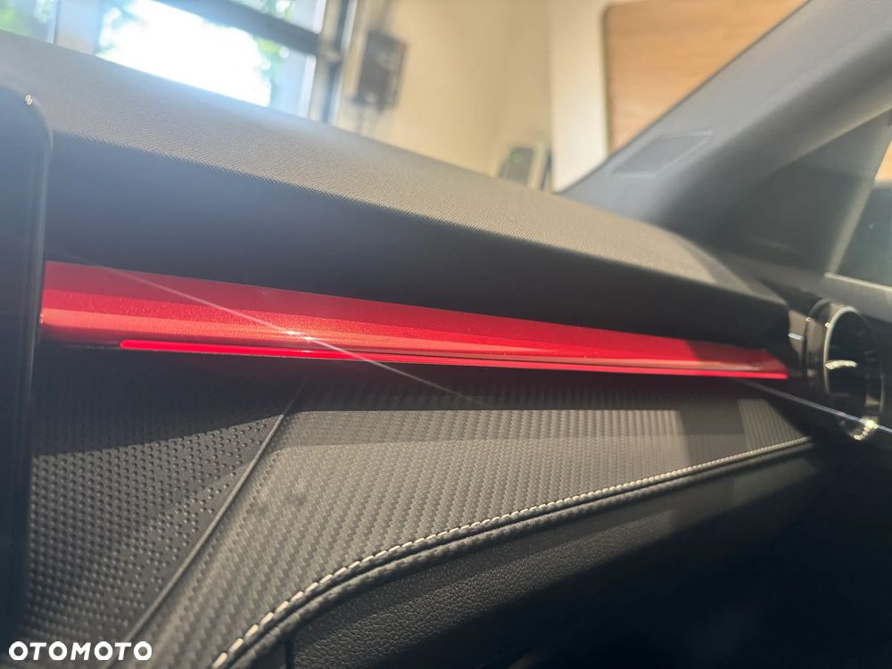 Skoda Fabia 1.5 TSI Monte Carlo DSG - 9