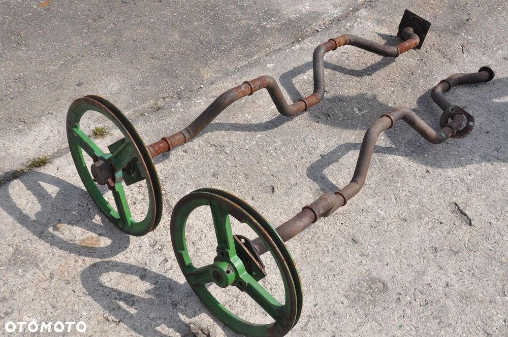 WAŁ WYTRZĄSACZY JOHN DEERE 1075 - 2