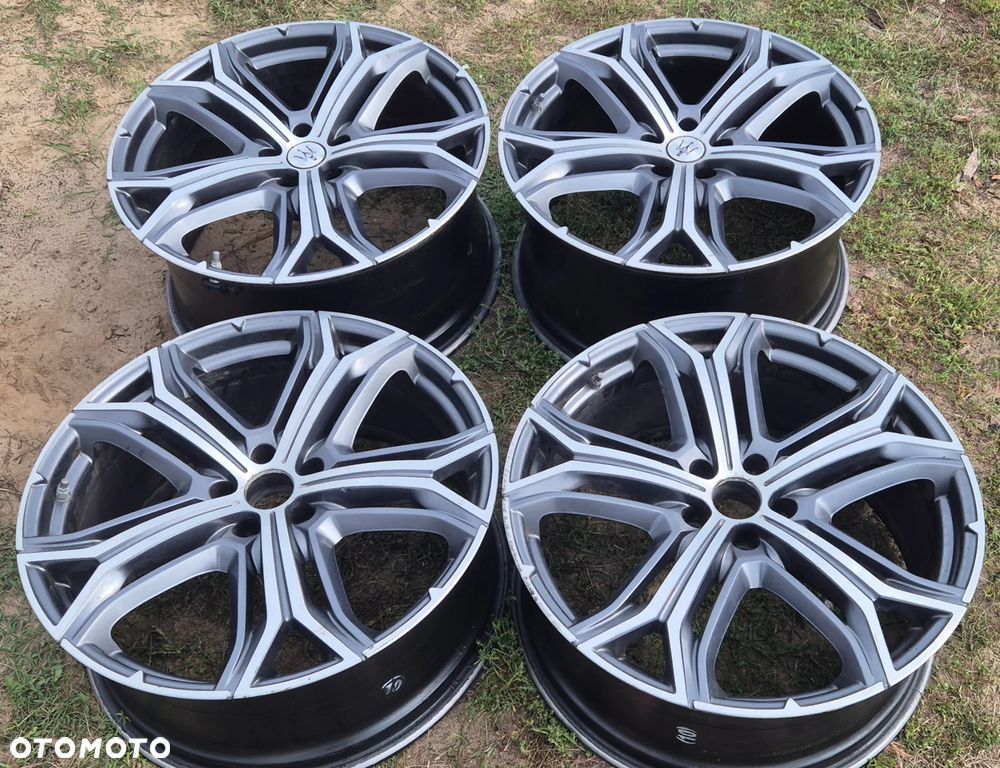Komplet Oryginalnych Felgi 4 Sztuk 21 CALI MASERATI 2x 10.5Jx21H2 ET53 i 2x 9Jx21H2 ET40.5 Z Czujnikami Ciśnienia - 1