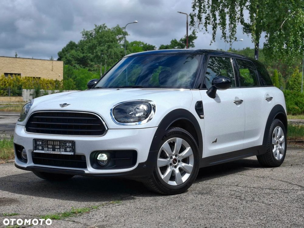 MINI Countryman Cooper ALL4 Classic Trim - 2