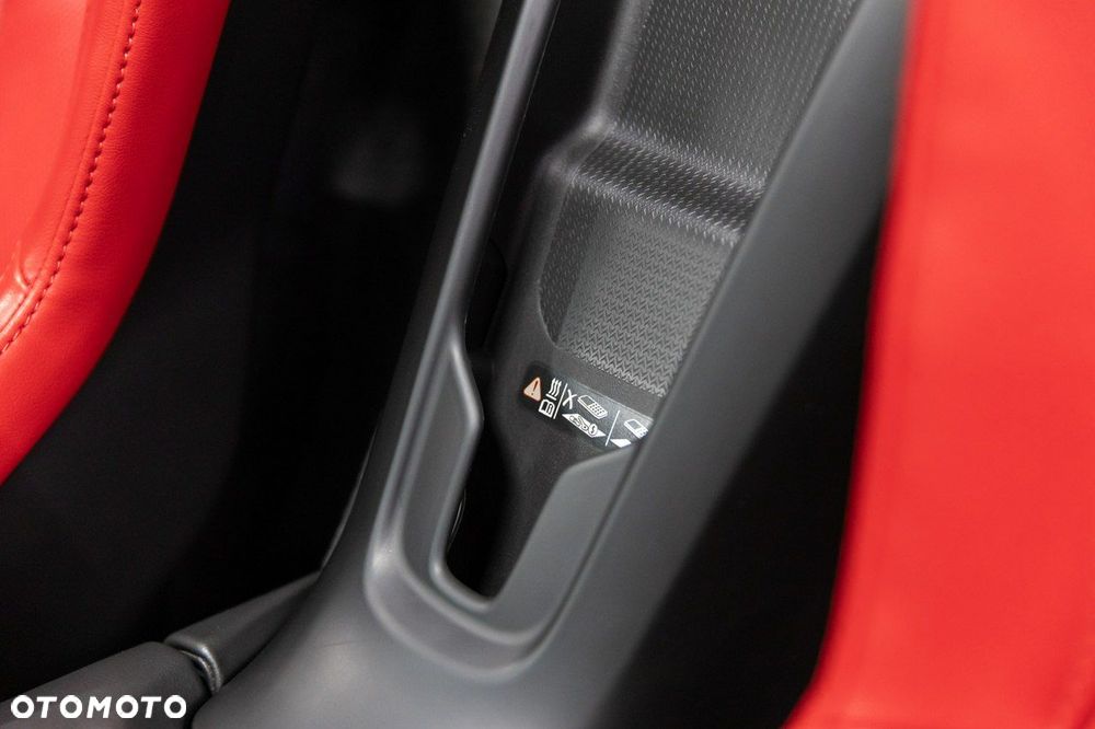 Chevrolet Corvette - 33