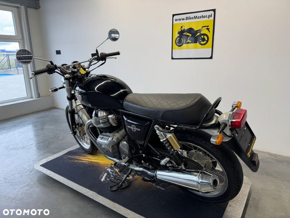 Royal Enfield Interceptor - 6