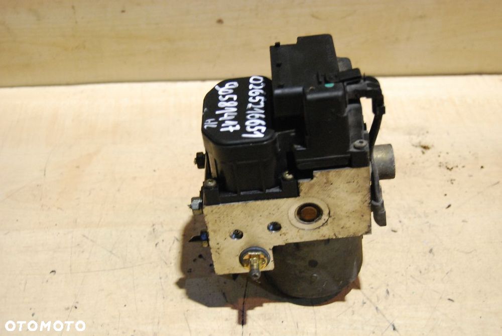 POMPA ABS STEROWNIK 90581417HL OPEL ASTRA II - 2