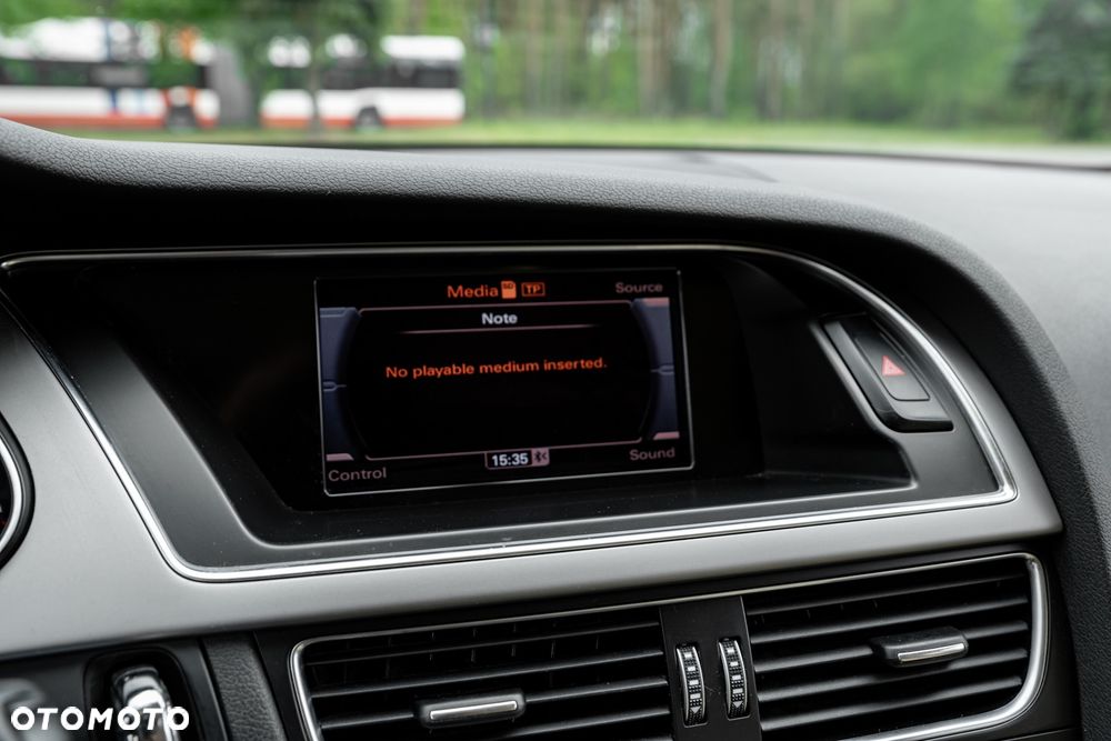 Audi A4 Avant 2.0 TDI DPF multitronic Attraction - 36
