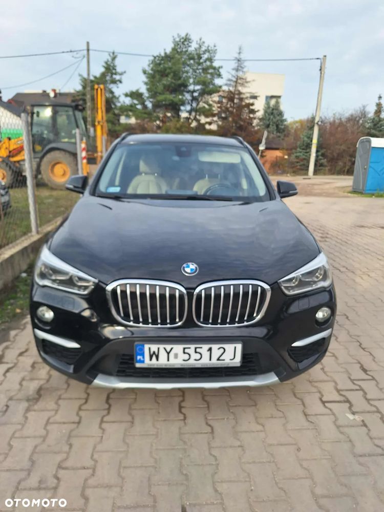 BMW X1 sDrive20i Advantage - 1