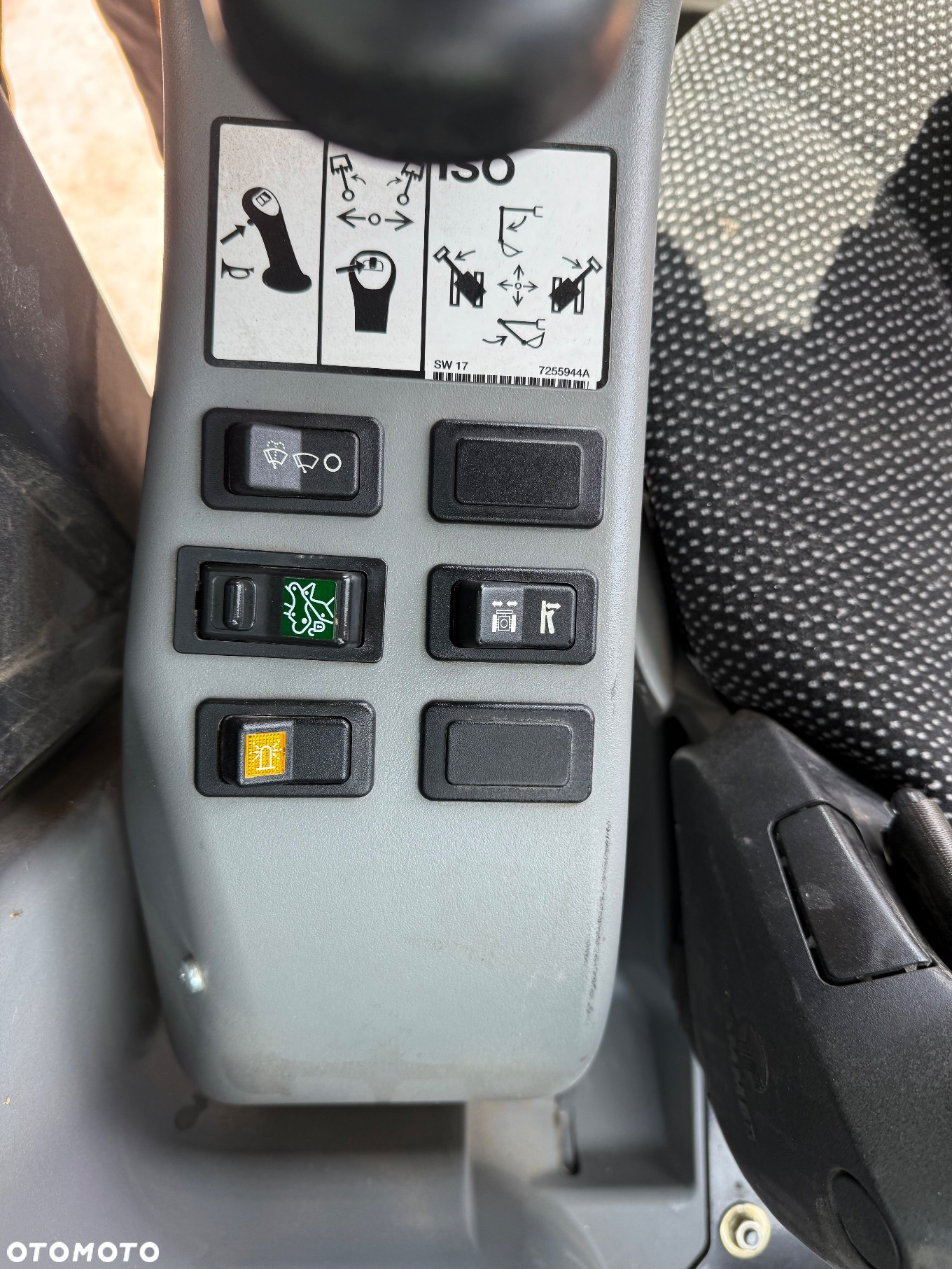 Bobcat E19 - 7
