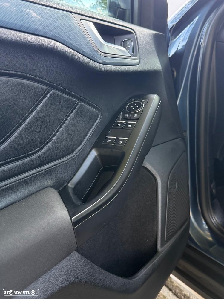 Ford Focus 1.0 EcoBoost S&S ACTIVE - 16