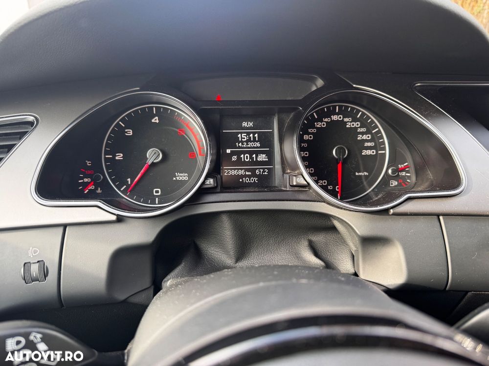 Audi A5 Coupé ack 2.0 TDI - 9
