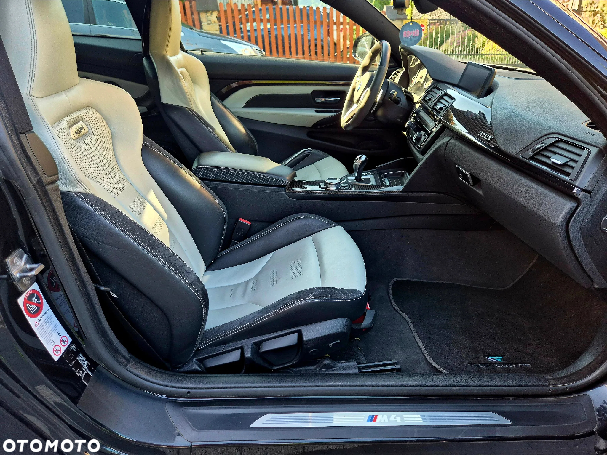 BMW M4 DKG - 11