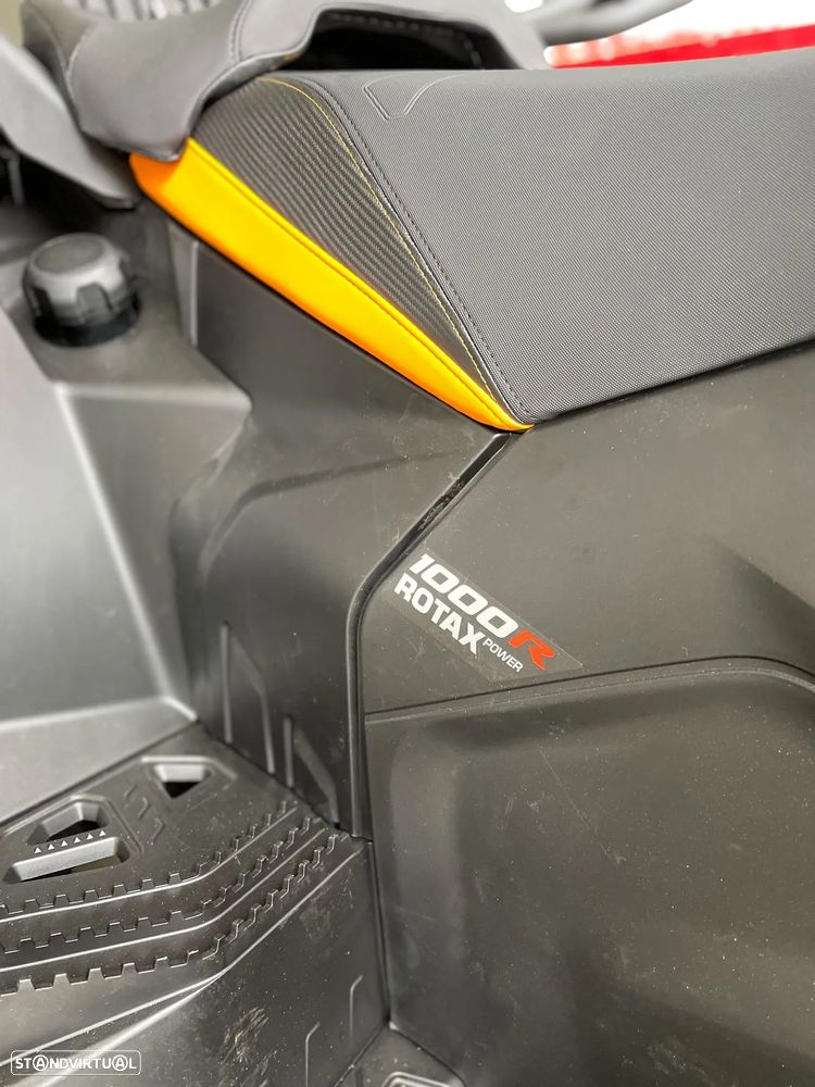 Can-Am Outlander Max 1000 XT-P (NOVA) - 19