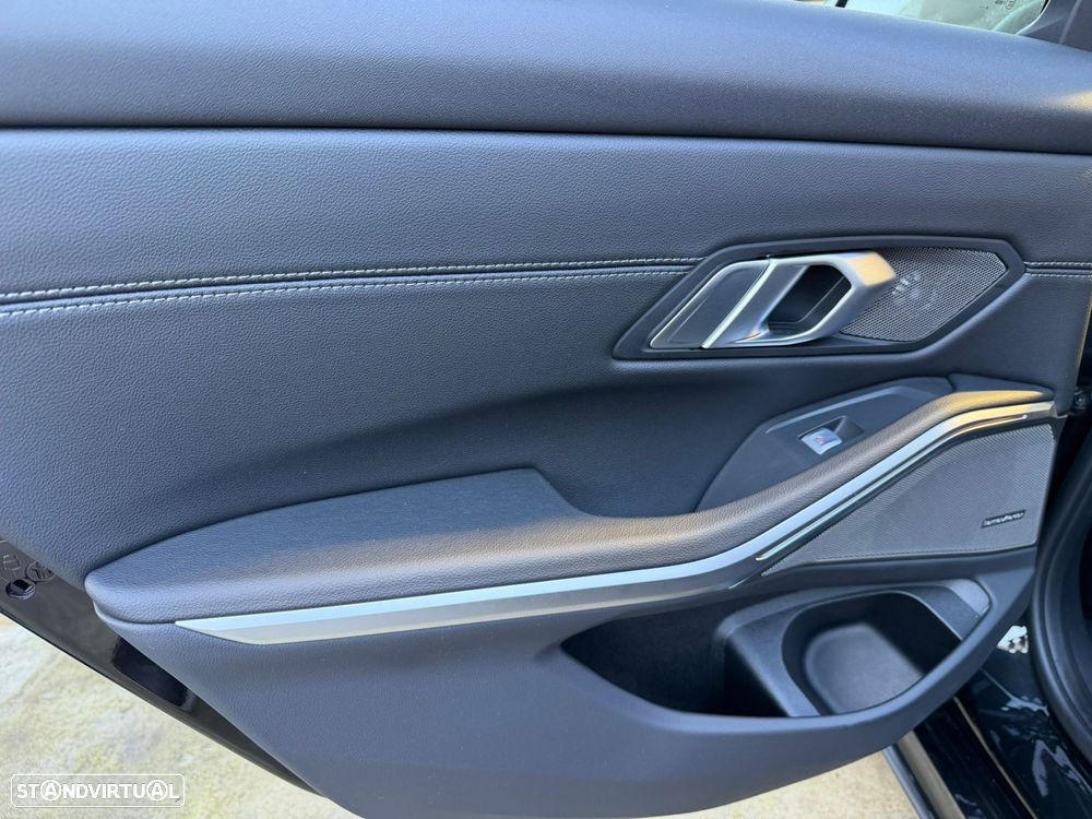 BMW M340 d xDrive - 24