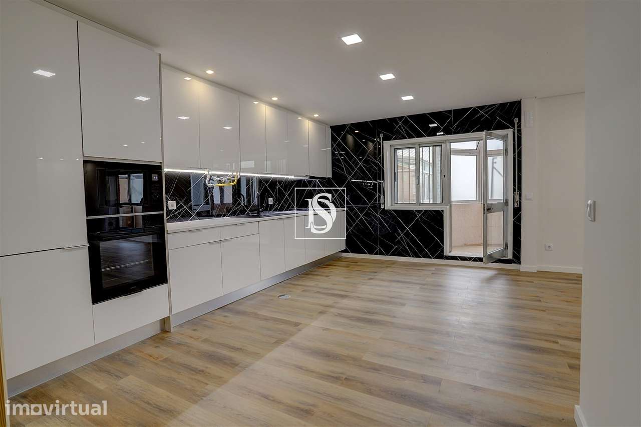 Apartamento T4+1 Venda em Póvoa de Varzim, Beiriz e Argivai,Póvoa de V - Grande imagem: 3/26