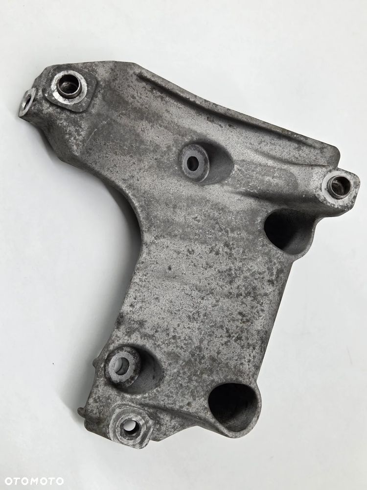 ŁAPA MOCOWANIE SPRĘŻARKI KLIMATYZACJII BMW 3 E90 N43B20 N43 2.0B 7505980 - 7