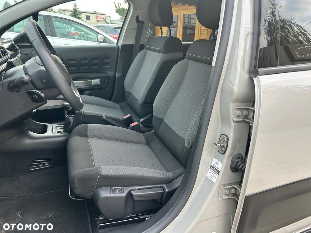 Citroën C3 1.2 PureTech Shine - 19
