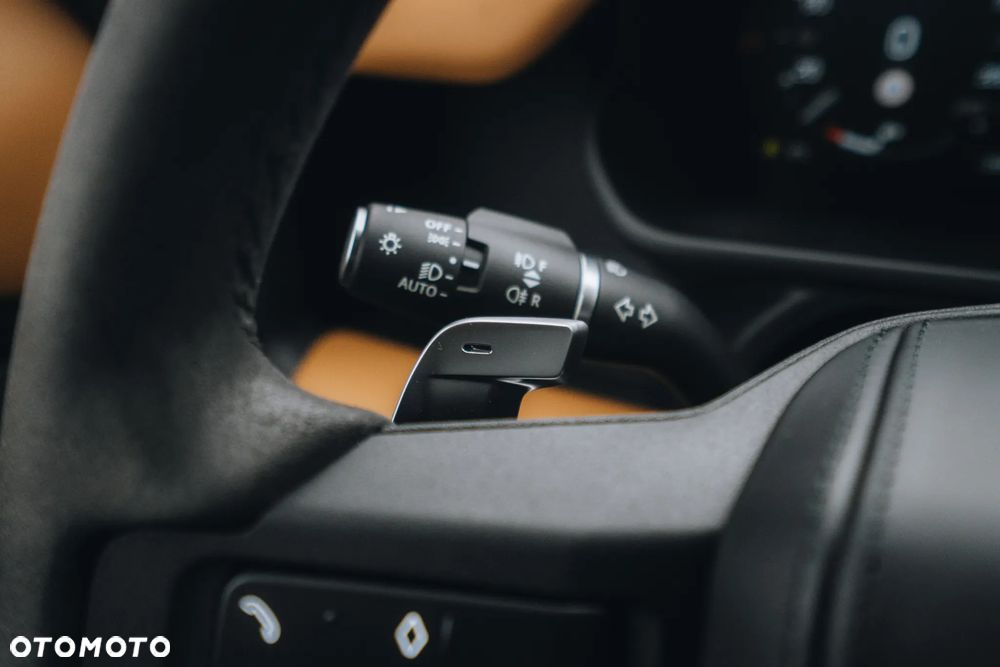 Land Rover Defender - 15