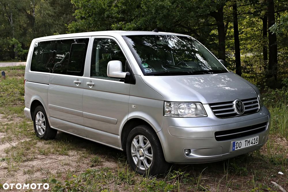 Volkswagen Multivan - 21