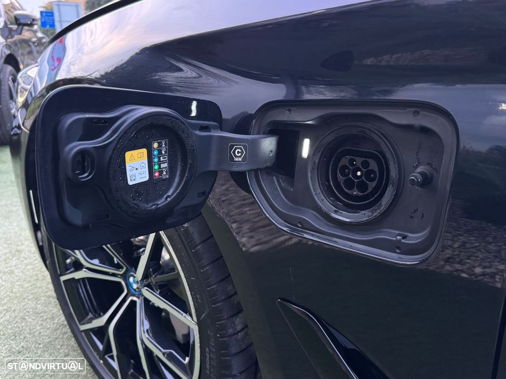 BMW 530 e Pack M - 3