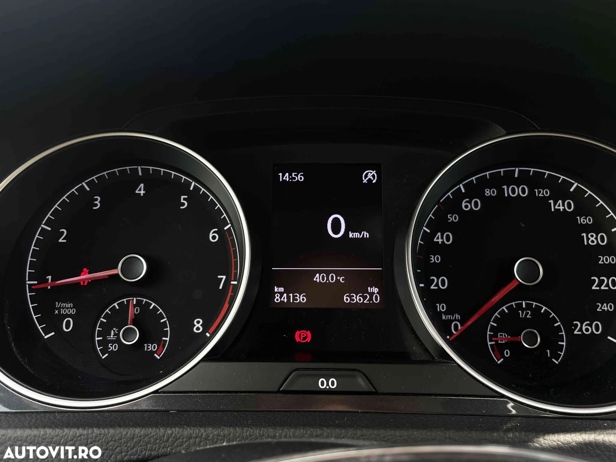 Volkswagen Golf - 8