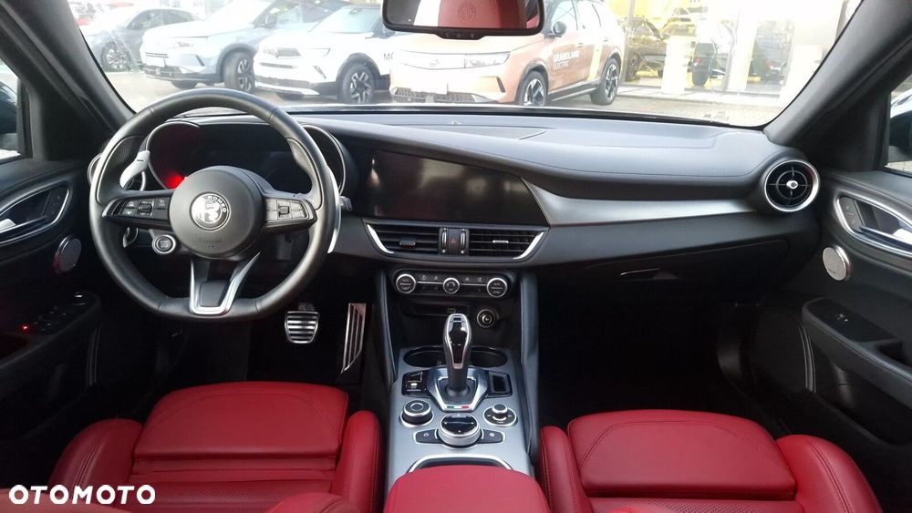Alfa Romeo Giulia 2.0 Turbo Veloce Q4 - 21