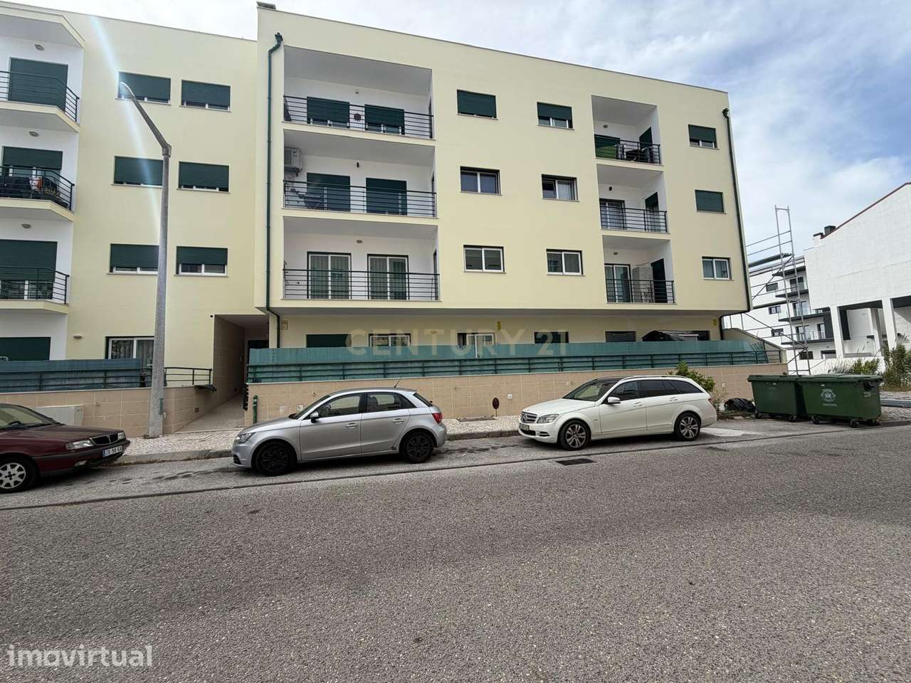Apartamento T3 na Charneca, Pombal – Totalmente Mobilado e Pronto a Ha - Grande imagem: 2/11