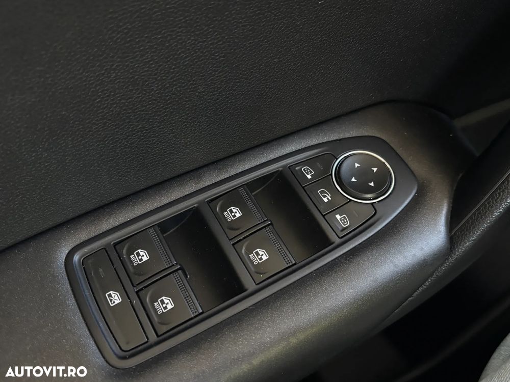 Renault Captur E-TECH Full 145 TECHNO - 18