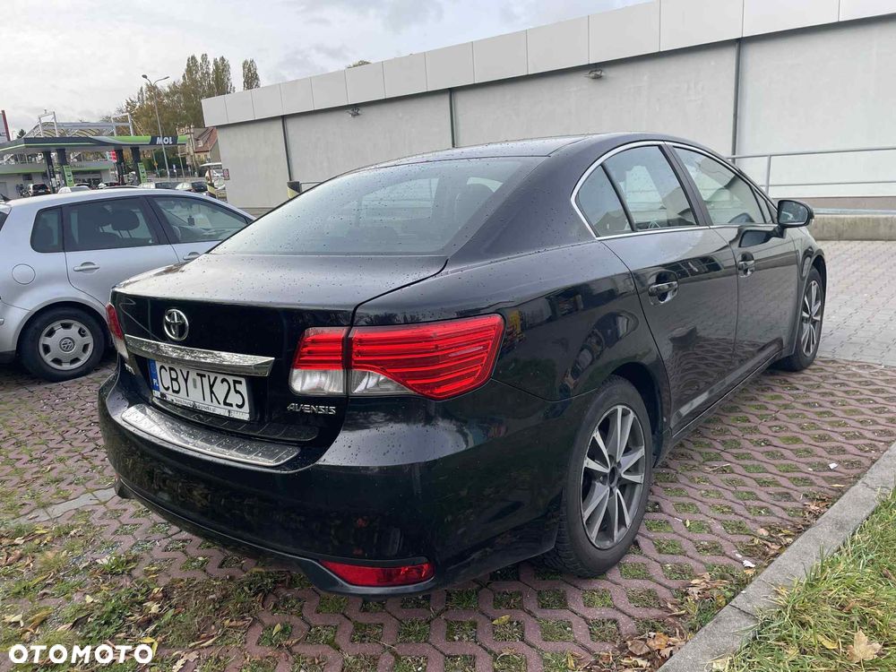 Toyota Avensis 1.8 Premium - 5