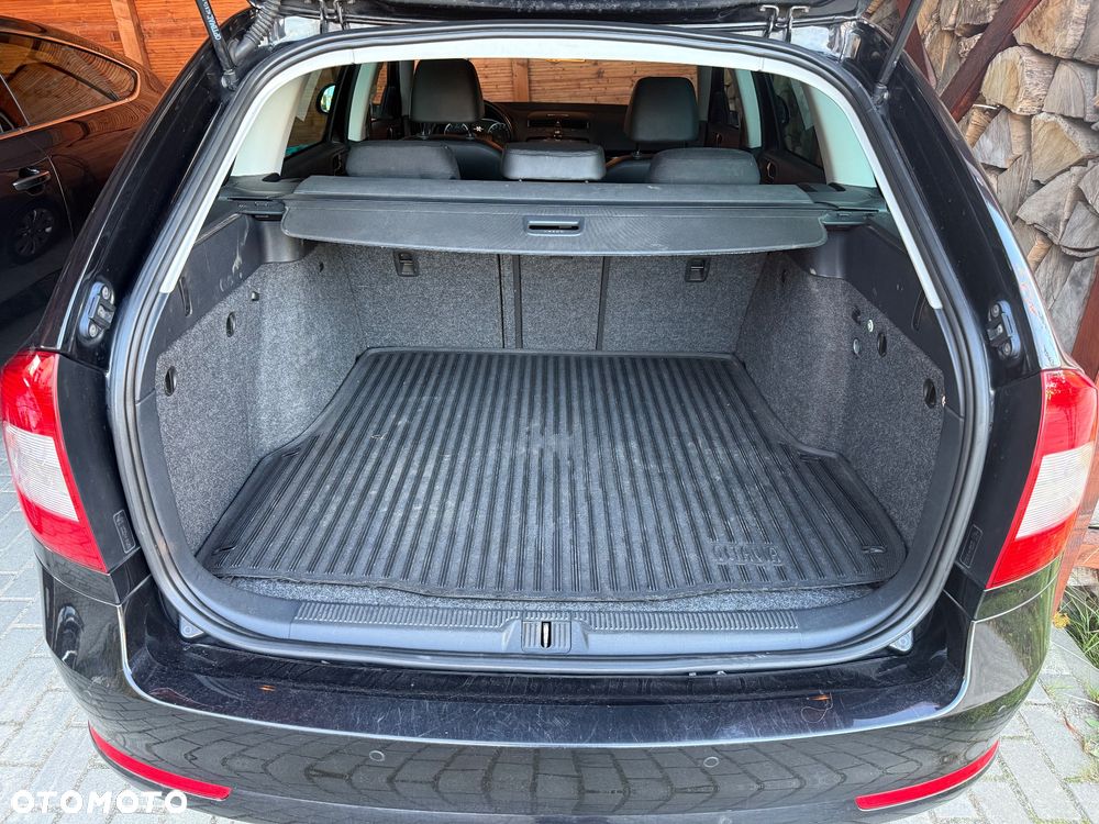 Skoda Octavia 1.8 TSI Laurin & Klement - 12