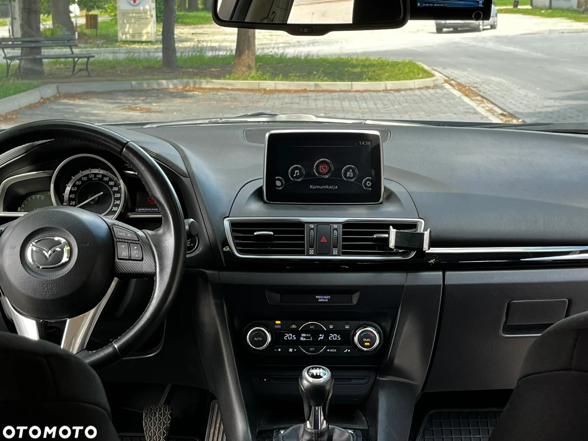 Mazda 3 - 32