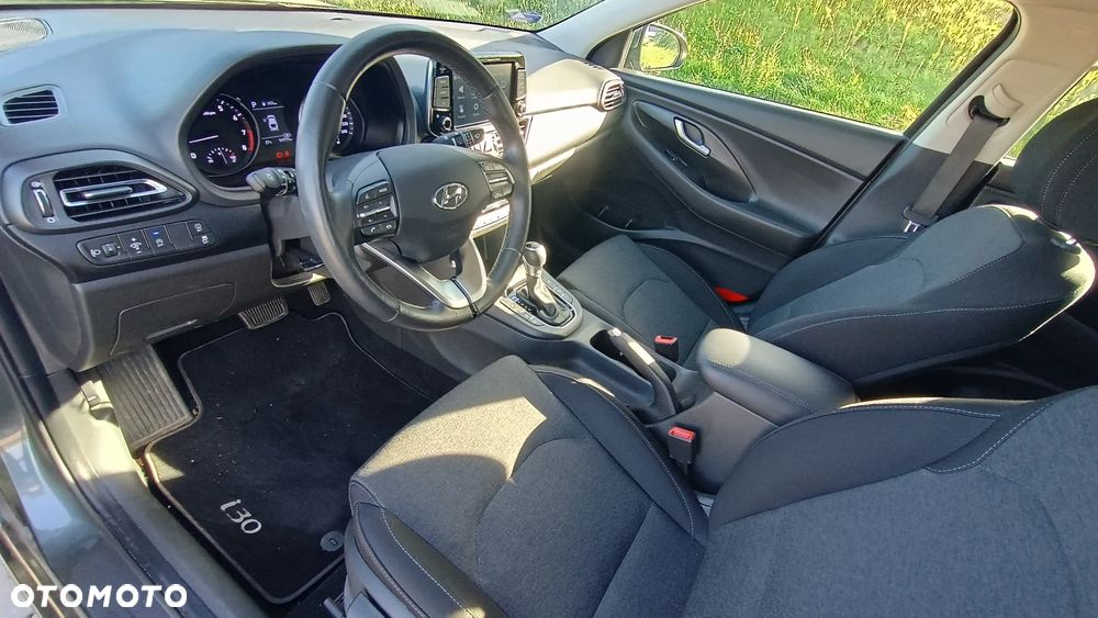 Hyundai i30 1.5 T-GDI 48V Comfort DCT - 31