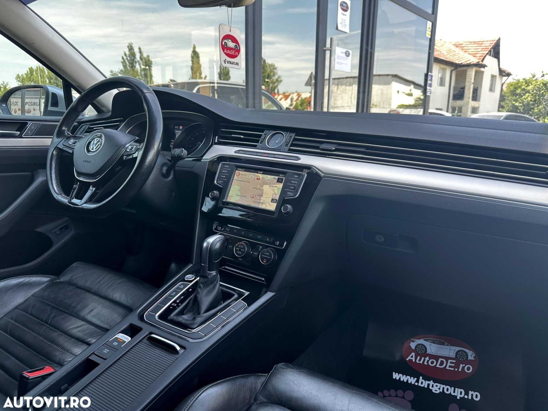 Volkswagen Passat - 5