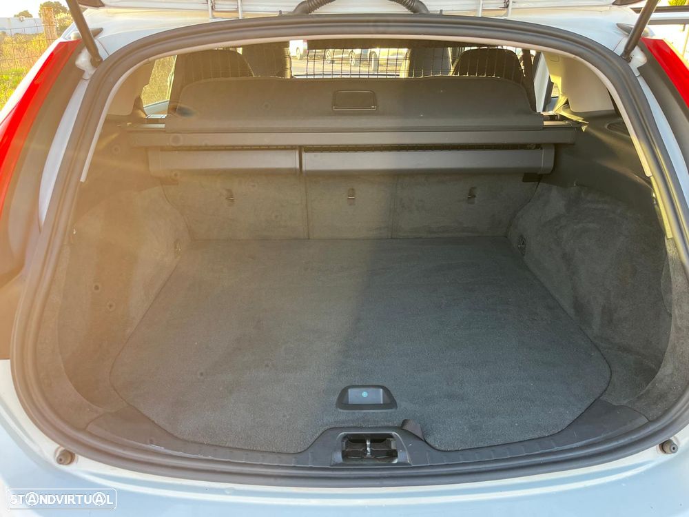 Volvo V60 D2 Edition - 18